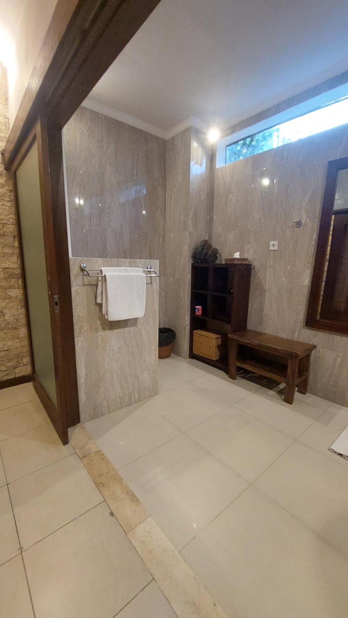 Villa Heliconia 세미냑 외부 사진