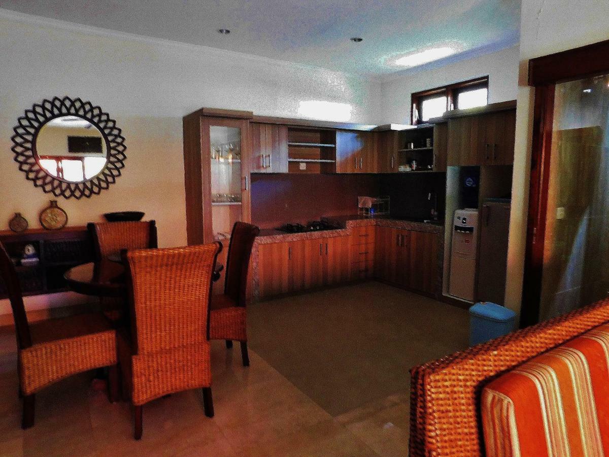 Villa Heliconia 세미냑 외부 사진