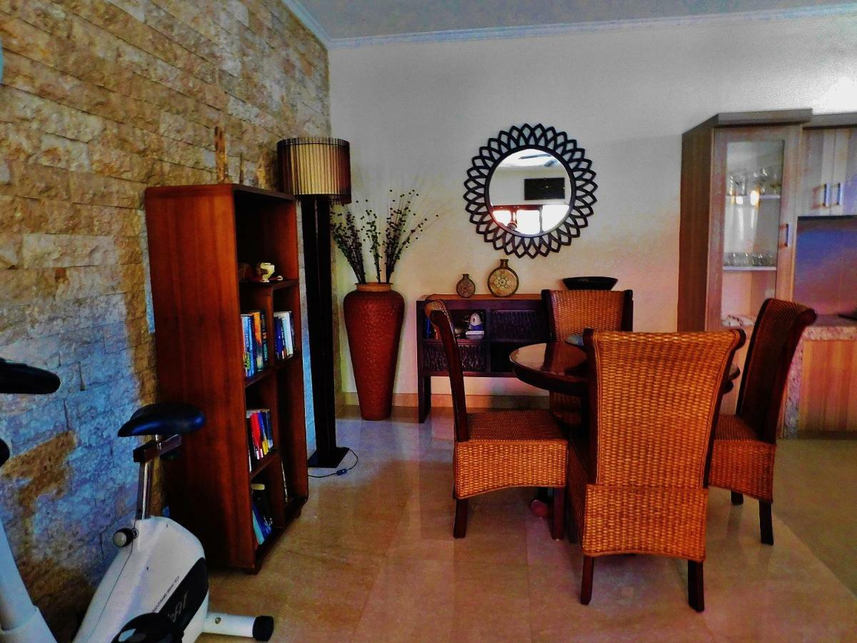 Villa Heliconia 세미냑 외부 사진
